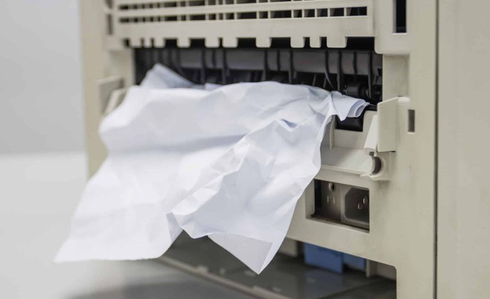 zmenkan papir v tiskalniku